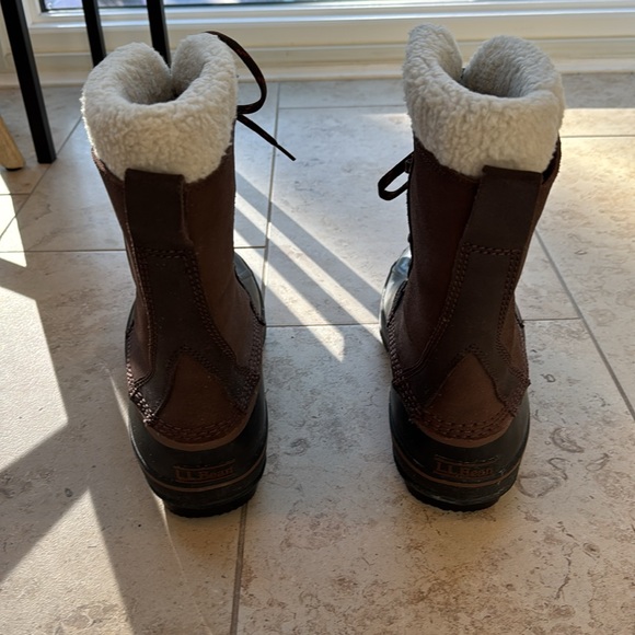 Cozy Fur-Lined Lace-Up Boots main image 7